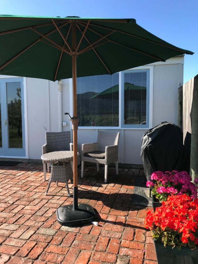 Vineyard Cottage In Blenheim On The Golden Mile Exterior photo